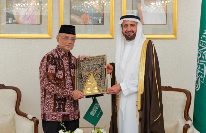 Komitmen Baru dari Makkah: Menjamin Keamanan Jemaah Haji & Umrah Indonesia 2026